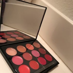 ISH Lip Statement Palette